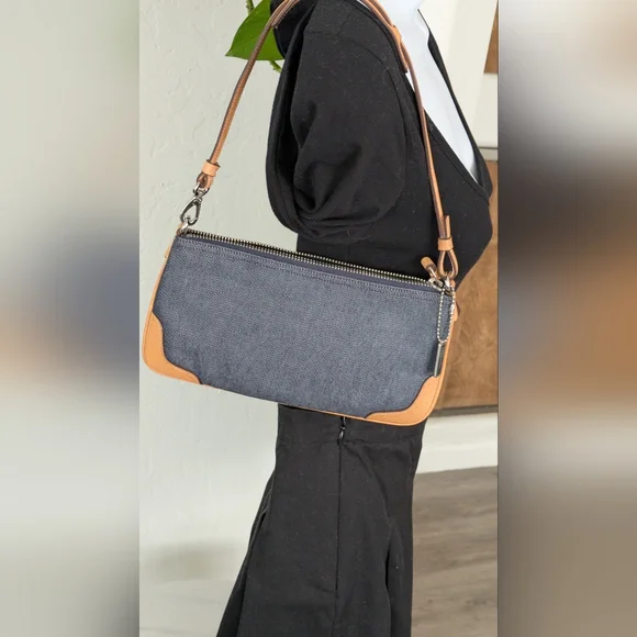 Vintage Coach Y2K Denim And Vachetta Shoulder/Handbag. - Picture 2 of 12